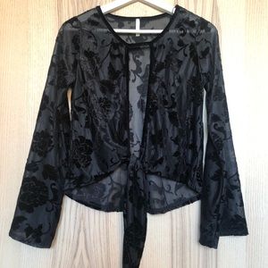 Great blouse SAGE black size small
